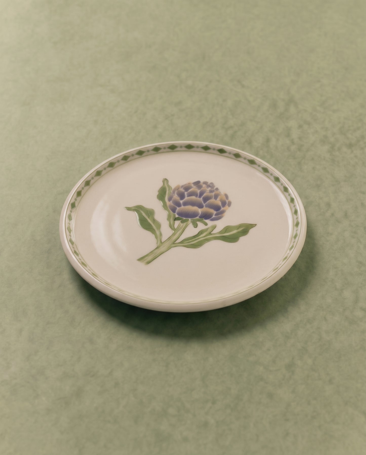 Artichoke Appetizer Plate with Diamond Border