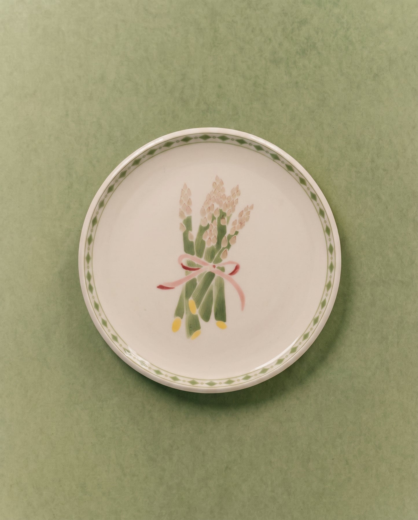 Asparagus Appetizer Plate with Diamond Border