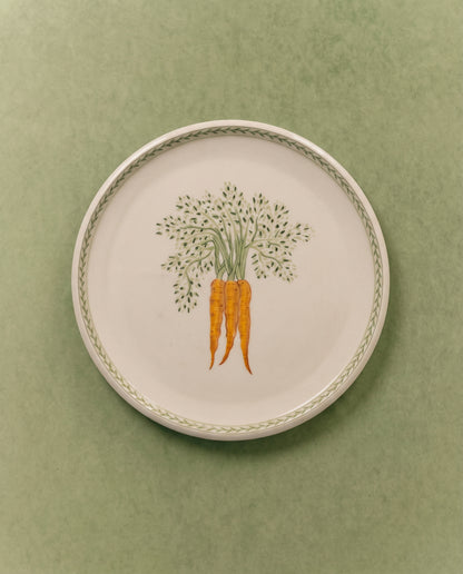Carrot Dinner Plate with Leaf Border