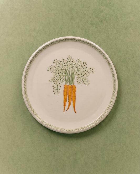 Carrot Dinner Plate with Leaf Border