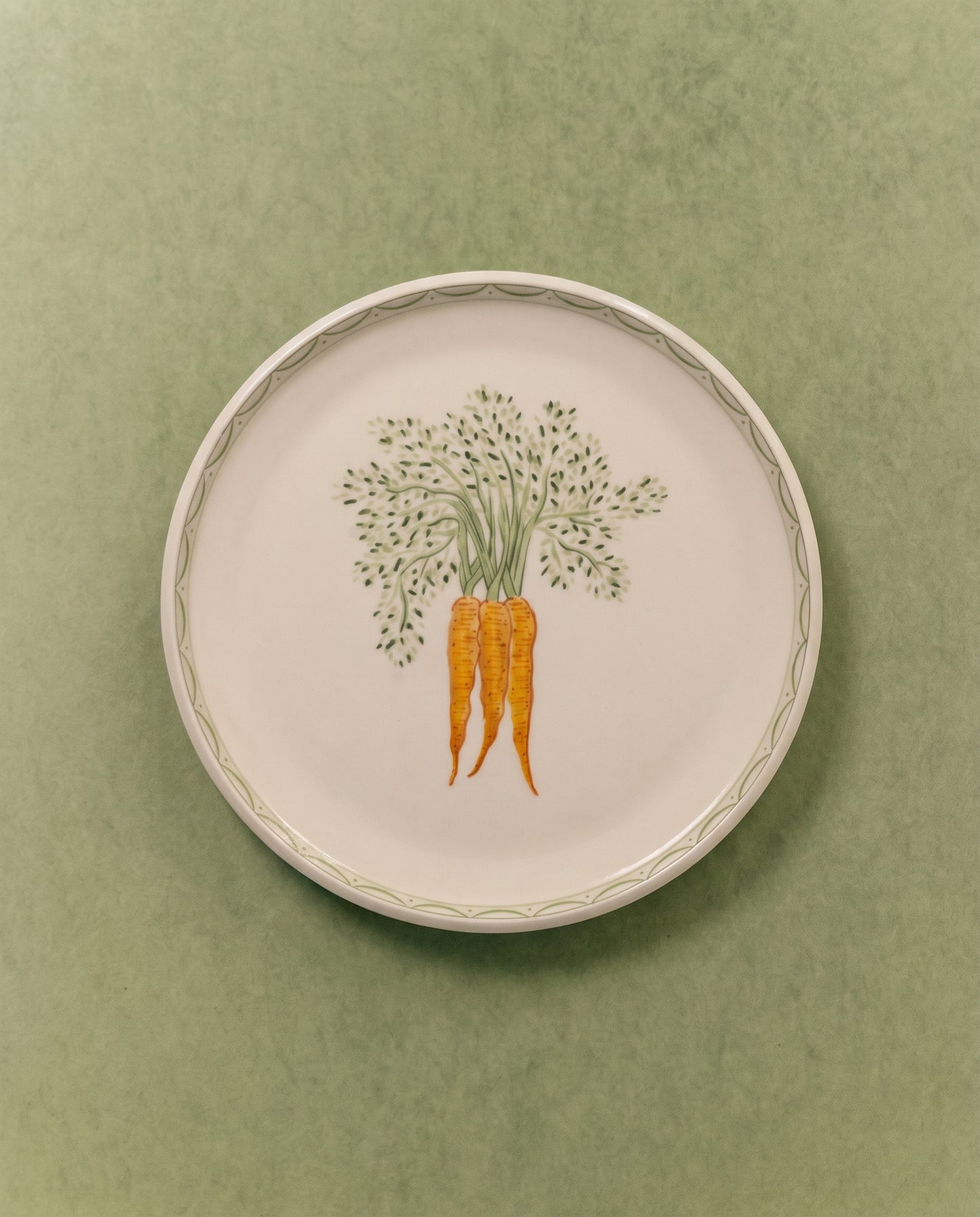 Carrot Dinner Plate with Wave Border